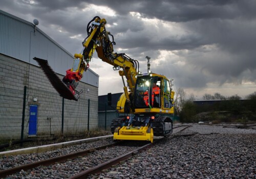 MenSe brush cutter on a tracked excavator